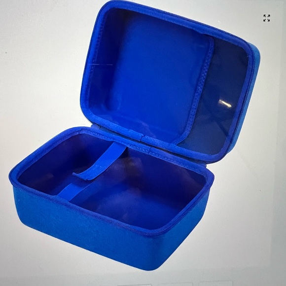 AELLOSI HARD CARRYING CASE - Picture 5 of 5